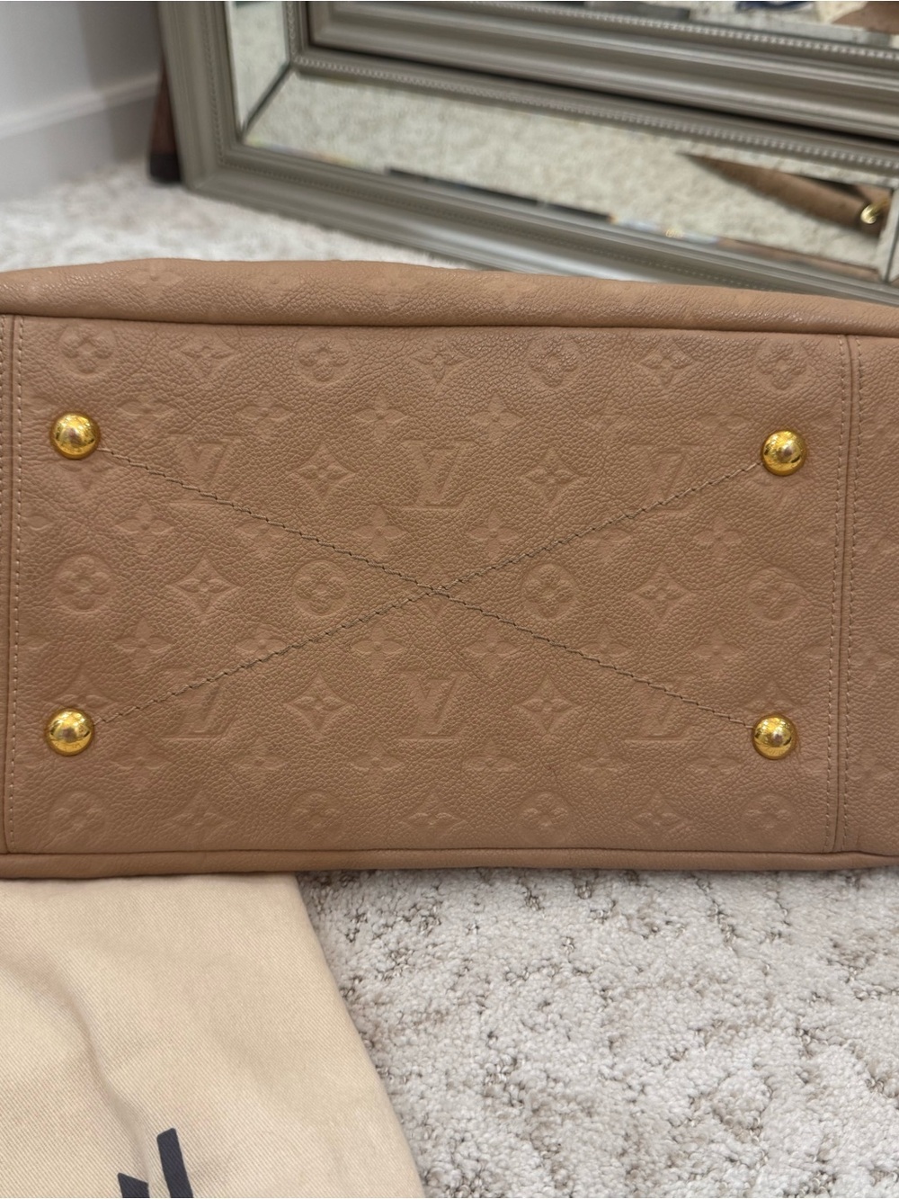 Louis Vuitton Monogram-Empriente Artsy MM in Papyrus - Picture 8 of 16